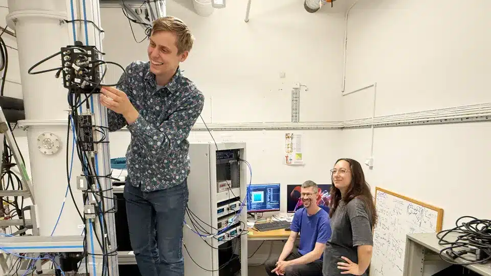 Harald Havir, Ville Maisi and Andrea Cicovic are three of the authors behind the recent article in Nature Communications. Photo: Evelina Lindén